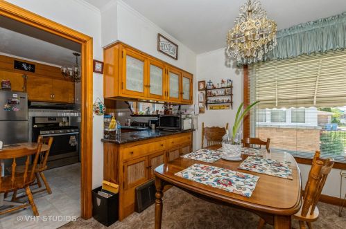 6235 Neenah Ave, Chicago, IL 60638-4140