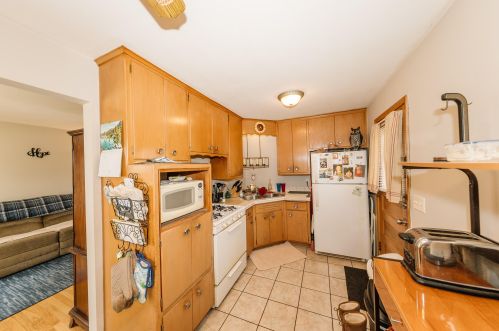 9111 Morgan Ave, Milwaukee WI 53221-1762 exterior