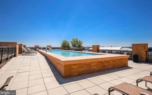 910 M St, Washington DC  20001-6313 exterior