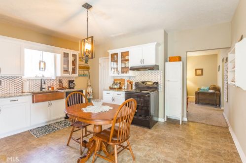 905 Crittenden Ave, Chickamauga GA 30707-1537 exterior