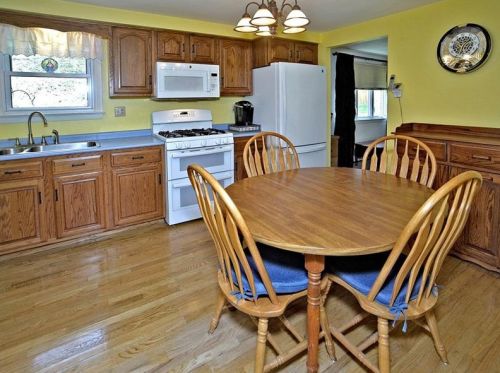 414 Old Hickory Dr, Pittsburgh, PA 15235-2622