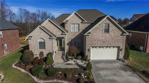 400 Belgian Dr, High Point, NC 27263-8055