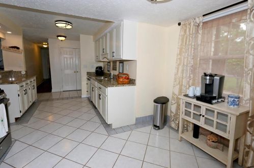 11854 Kramper Ln, Saint Louis MO 63128-1432 exterior