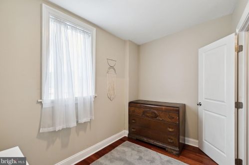 208 Mckean St, Philadelphia PA 19148-2646 exterior