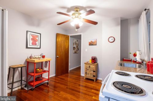 728 Christian St, Philadelphia PA 19147-3914 exterior