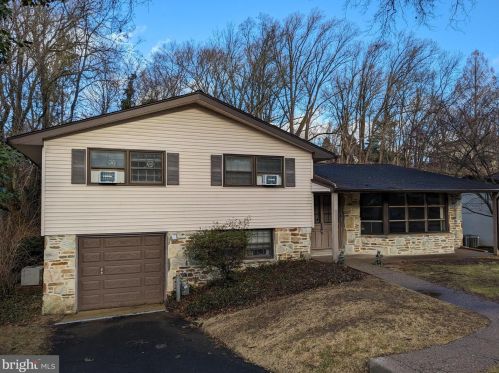 1034 Old Ford Rd, Huntingdon Valley, PA 19006-8607