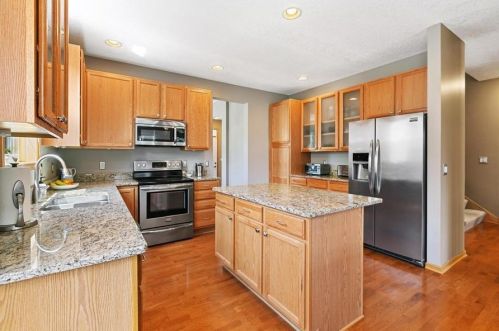 1121 Kerber Pass, Chaska, MN 55318-5402