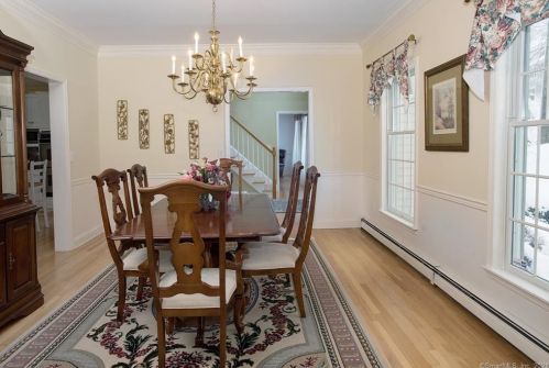 242 Barrack Hl Rd, Ridgefield CT 06877-3006 exterior