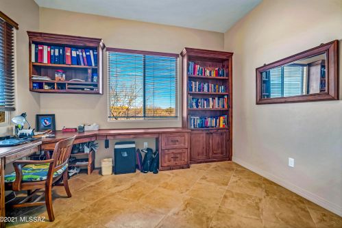 5750 Atascosa Peak Dr, Green Valley AZ 85622-8127 exterior