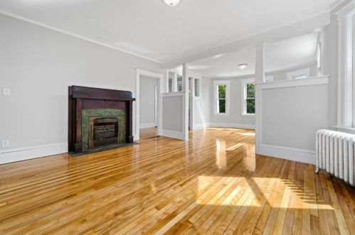 31 Hitchcock Rd, Worcester MA 01603-2622 exterior