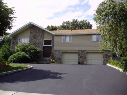 105 Countryside Rd, Newton, MA 02459-2917