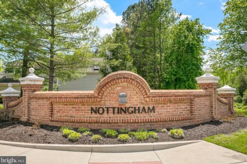 7513 Cross Gate Ln, Alexandria VA 22315-4619 exterior