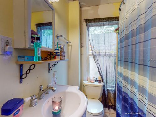 90 Pearl St, Portland ME 04106-4324 exterior