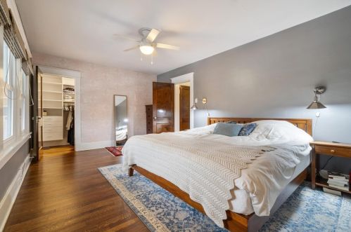 1611 Chislett St, Pittsburgh PA  15206-1312 exterior