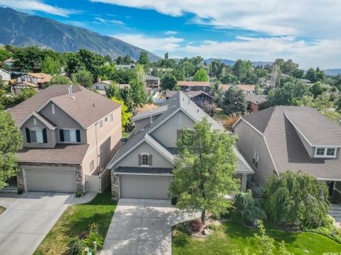 1958 Bluffside Cir, Sandy UT exterior