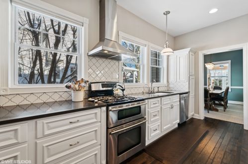 3812 Kildare Ave, Chicago IL 60641-3047 exterior