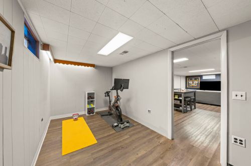 766 Parkside Ave, Elmhurst IL  60126-4811 exterior