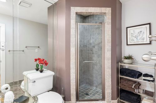 3901 Ashford Lk Ct, Atlanta GA 30319-5103 exterior