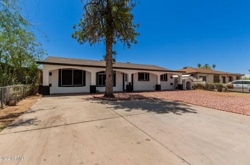 4927 Coolidge St, Phoenix, AZ 85031-1332