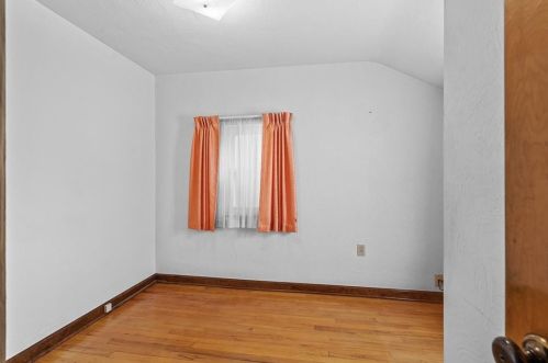 425 Overbrook Blvd, Pittsburgh PA 15210-4405 exterior