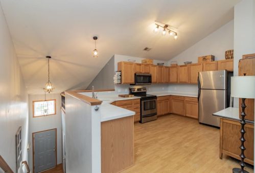 7379 Derby Ln, Prior Lake, MN 55379-7031