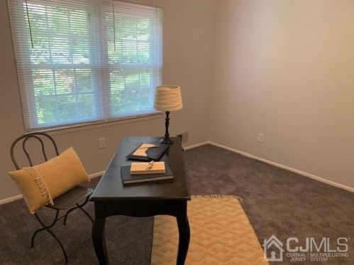 27 Colleen Cir, Trenton NJ 08638-1731 exterior