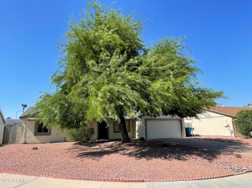 3550 Crocus Dr, Phoenix AZ  85032-5347 exterior