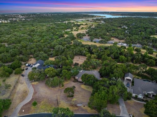 319 Allen Cir, Georgetown TX 78633-1940 exterior