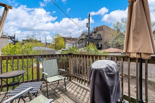 1629 Julian St, Chicago IL 60622-2233 exterior