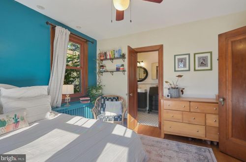 3670 Camden St, Washington DC 20020-1224 exterior