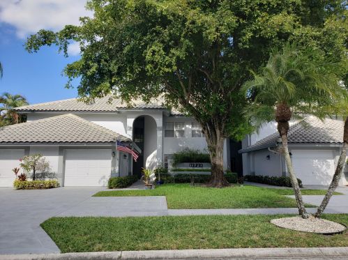 11723 Briarwood Cir, Boynton Beach, FL 33437-1912