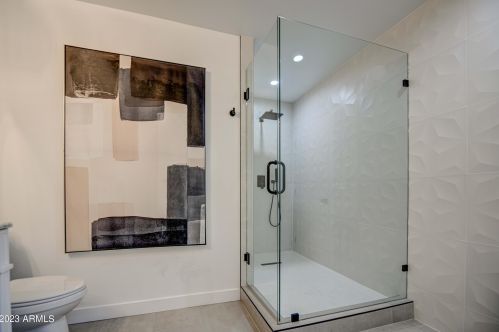 4043 44th Pl, Phoenix AZ  85018-5401 exterior