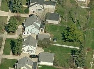 4060 84th St, Milwaukee, WI 53228-2317