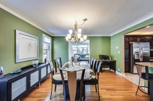 9300 Hamilton Ave, Chicago IL 60643-6311 exterior