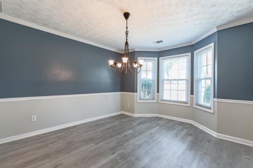 3070 Dogwood Crk Pkwy, Duluth GA 30096-7412 exterior