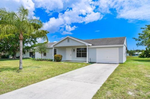 1881 Rainier Rd, Fort Pierce, FL 34952-7609