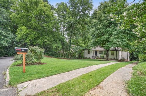 1201 Clearview Dr, Atlanta GA  30319-4103 exterior