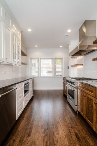 3927 Lawndale Ave, Chicago IL  60618-3107 exterior