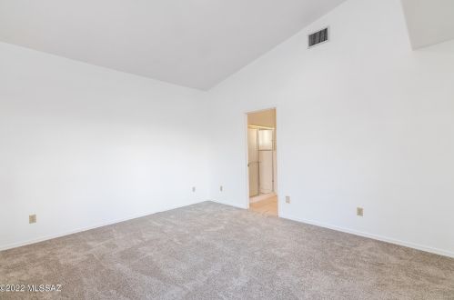 15595 Lago Del Oro Pkwy, Tucson AZ 85739-9568 exterior