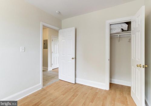 916 19 St, Washington DC 20002-4085 exterior