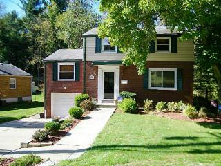 348 Long Rd, Pittsburgh PA  15235-4328 exterior