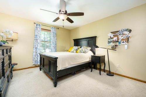 3020 Kalarama Ave, Kalamazoo MI 49024-2383 exterior