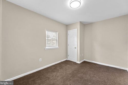 566 Newcomb St, Washington DC 20032-2555 exterior