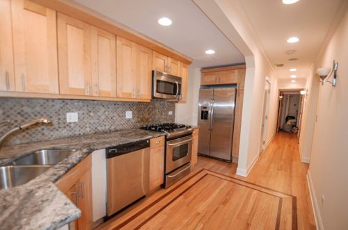 4717 Greenwood Ave, Chicago IL  60615-1933 exterior