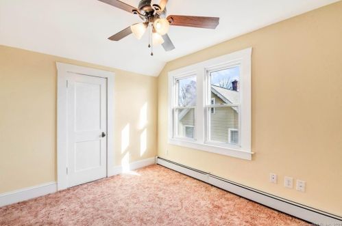 40 Commonwealth Ave, New Britain CT 06053-2913 exterior