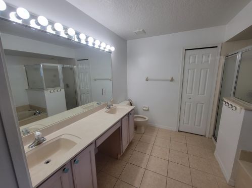 2789 Eagle Dr, Fort Pierce FL  34984-8919 exterior