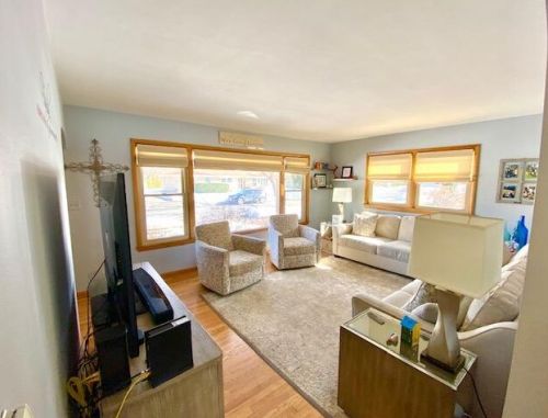 2551 89, Milwaukee WI 53226-1805 exterior