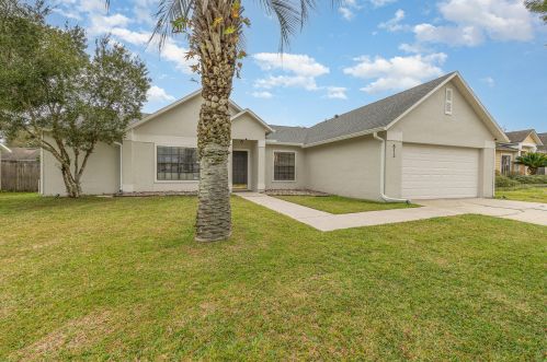 813 Cloyd Dairy Loop, Orlando FL  32825-7302 exterior