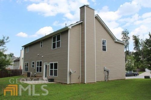 4088 Palm Dr, Lithonia GA  30039-3321 exterior