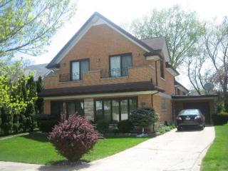 3933 Loyola Ave, Chicago IL  60712-3914 exterior